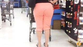 Caught pooping in her tight jeans in public