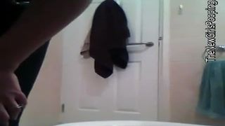 Spying on a hot teen shitting