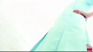 Compilation of hot girls shitting