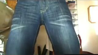 Hairy babe shitting two times