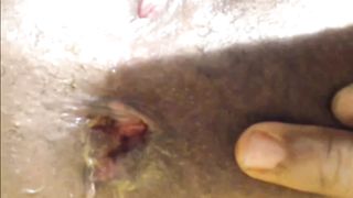 She shits in close up