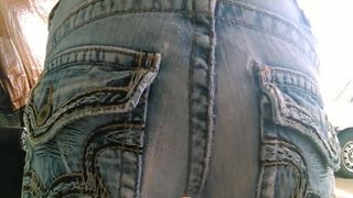 Tattooed babe shits in tight jeans