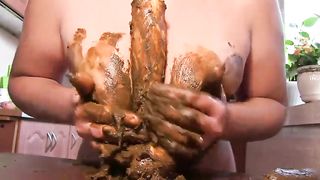 Riding a dildo hard after smearing shit