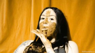 Amazing teen masturbates with brown shit