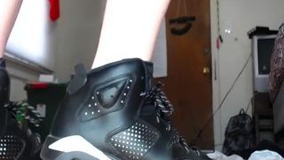 Massive load from sexy teen