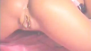 Shaking ass while pooping