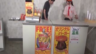 Japanese teen shits on customer face