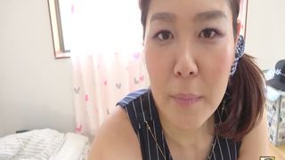 Hairy babe shits a lot