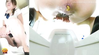 Hairy babe can't stop shitting