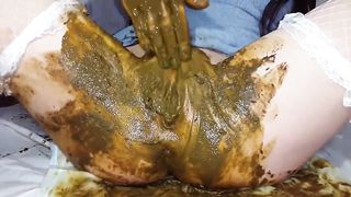 Using a dildo to penetrate her dirty pussy