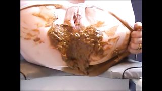 Milf shit and piss on pantyhose