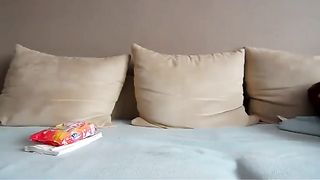 Blonde babe shits in white panties