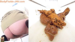 Japanese teen dropped a long turd