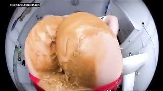 This Bitch with A Massive Arse Piles Plenty of Her Shit into it.