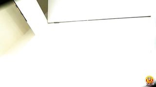 Big turd from round ass