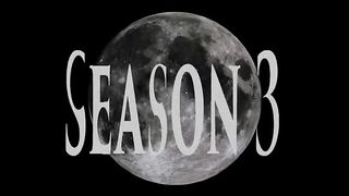 She smears poop on her round ass