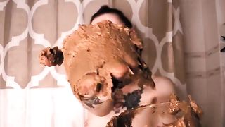 She eats her own shit slowly
