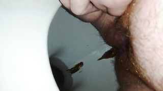 Fat wife pooping and peeing