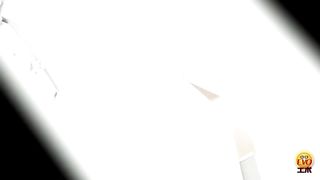 Huge turd breaks her ass slowly