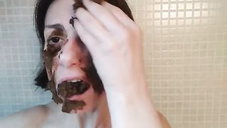 She likes smearing shit on face