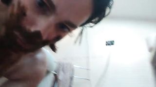 She likes smearing shit