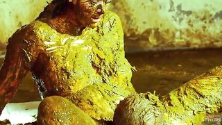 Cowshit adventure session with sexy Betty and Franky