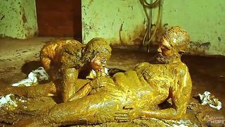 Manure session with kinky horny couple
