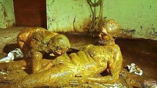 Manure session with kinky horny couple