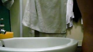 Big booty lady pooping hard turd