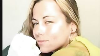 Lovely amateur lady showing her poop