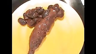 Lovely hot chick pooping