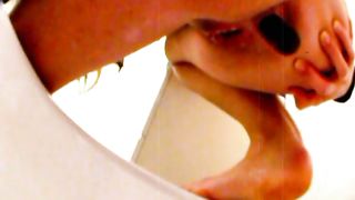 Helga shitting again for you