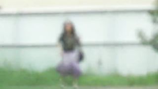 Curvy ass bitch poops outdoor