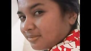 Hot latina girl pooping for your pleasure