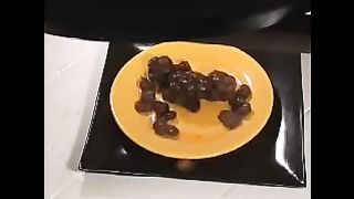 Hot latina girl pooping for your pleasure