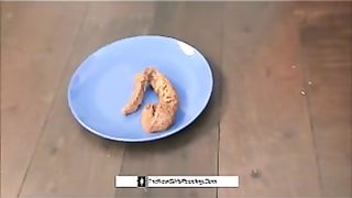 Sexy hot ass babe pooping on the couch