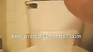 Sexy big ass lady liquid pooping