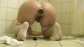 White stockings and hard poop