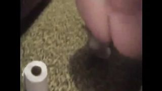 Sexy ass amateur wife pooping in the pot