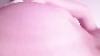 Redhead amateur poops into her clogged toilet