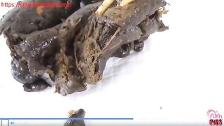 Two Japanese girls struggle to poop constipated