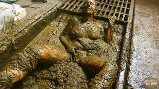 Wicked Betty masturbates in the manure