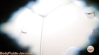 Cute naked Japanese babe pooping in public toilet