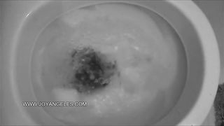 Smooth ass lady teasing and pooping