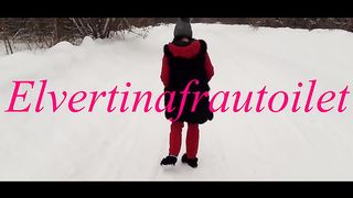 Sexy poop in the snow