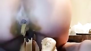 Cheeky babe dildo fucking and pooping