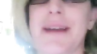 Naughty amateur mature lady love pooping