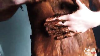 Redhead slut smearing in hot scat video