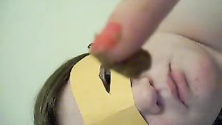 Amateur fat scat bitch eating her tasty shit