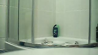 Dirty young bbw shit smear in the shower